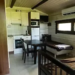 Villa Village Anttoora - Anttooran Lomakylae *
