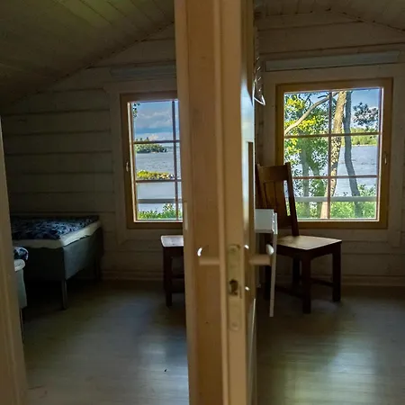 Village Anttoora - Anttooran Lomakylae 포리