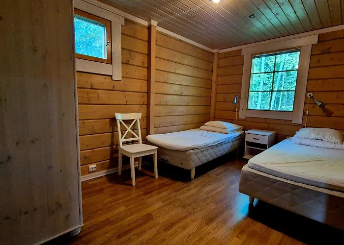 Village Anttoora - Anttooran Lomakylae * 波里