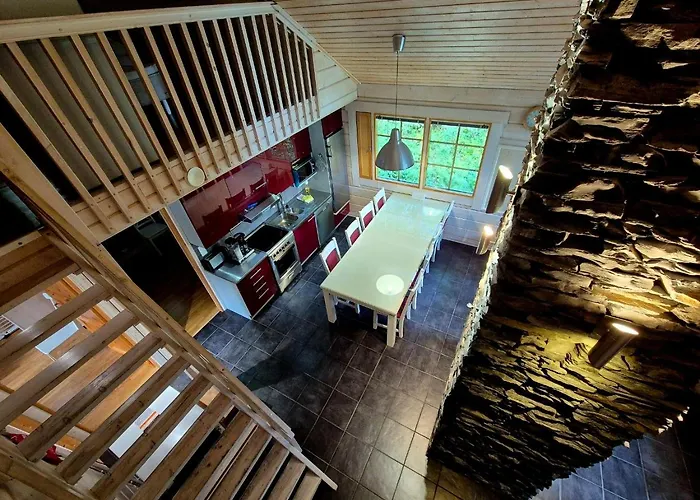 Village Anttoora - Anttooran Lomakylae * 波里